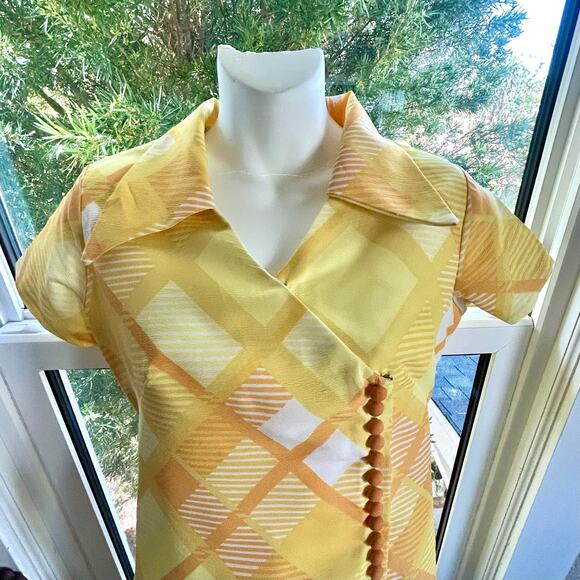 Vintage 1960s Handmade Yellow Plaid Mini Dress with Snap Button Front - Picture 6 of 16